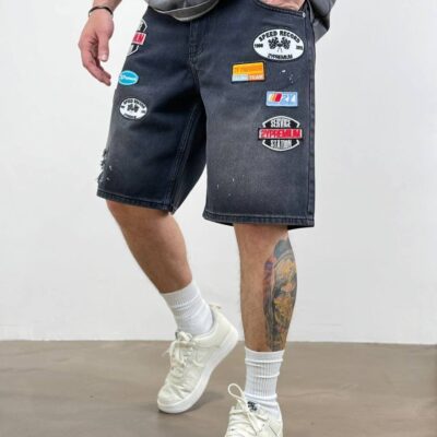 Чоловічі Чорні Джинсові Шорти Рвані з Яскравими Нашивками
