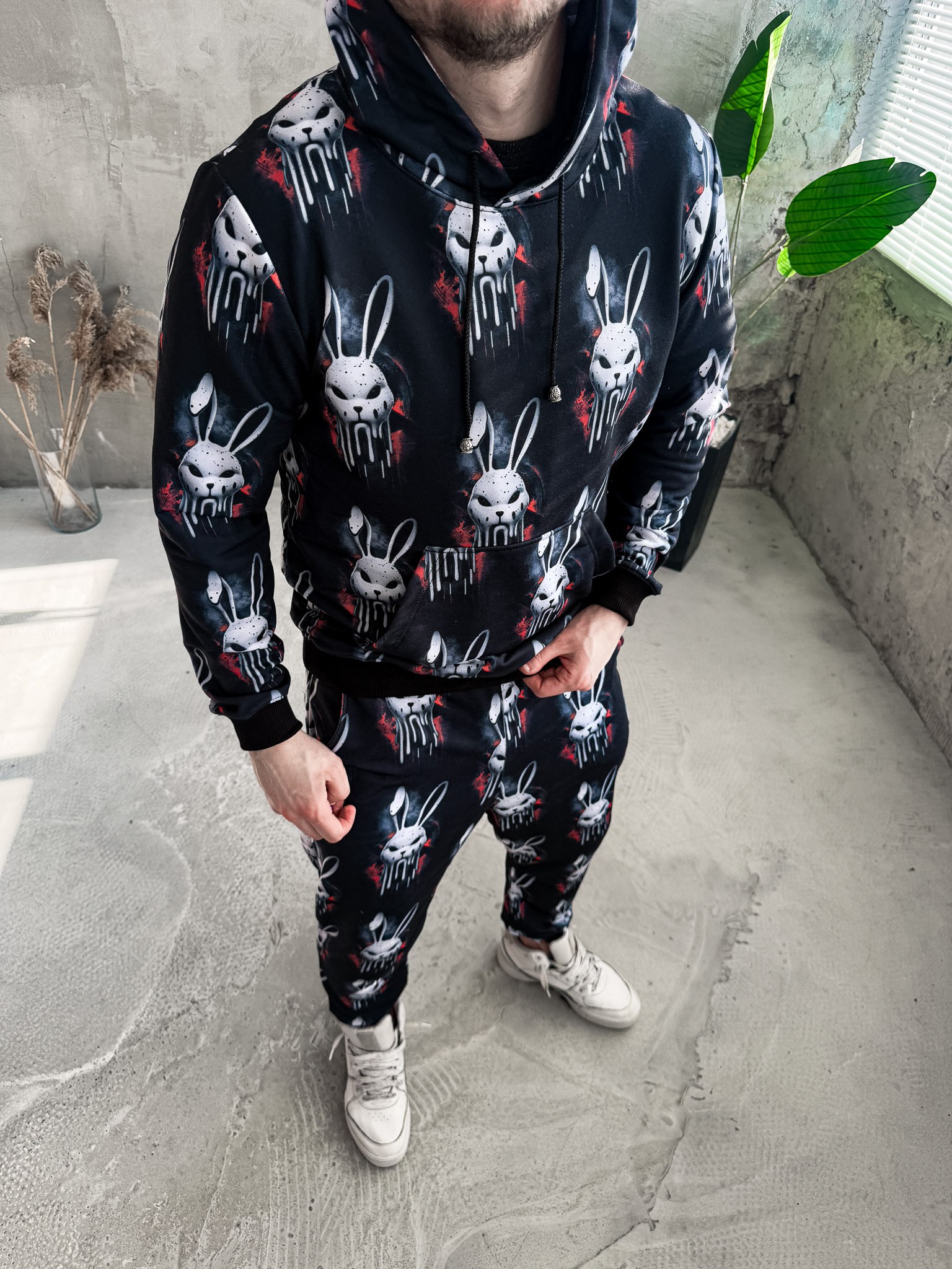 Чоловічий Костюм Чорний – Оверсайз з Принтами "Angry Bunny" (ХУДІ + ШТАНИ)