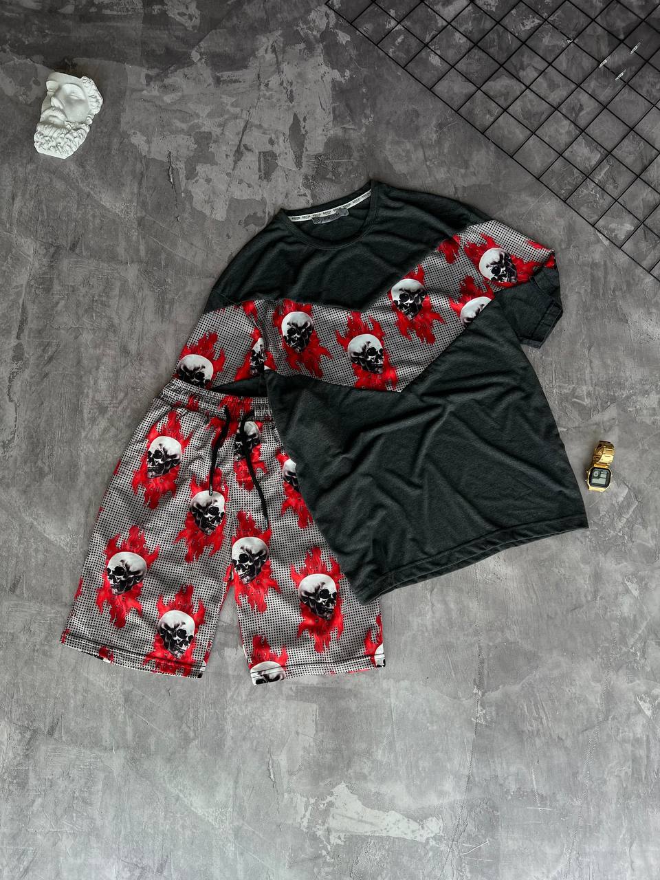 Чоловічий Літній Комплект Сірий Темний - Графіт Оверсайз з Принтами "Burning Skull" (Футболка + Шорти)