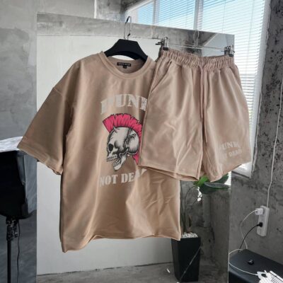 Чоловічий Базовий Літній Бежевий Комплект Футболка Шорти з Принтом "Punk Not Dead"