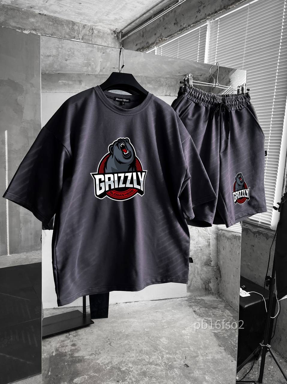 Чоловічий Базовий Літній Графітовий Костюм "Grizzly" (Футболка + Шорти)