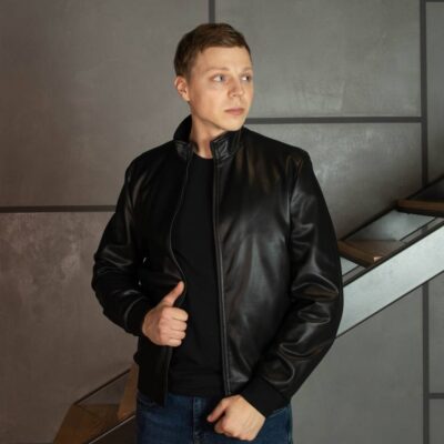 Чоловіча Чорна Шкіряна Куртка Бомбер на Блискавці з Коміром Стійкою