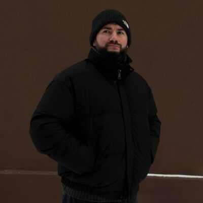 Чоловіча Чорна Куртка Дутік на Зиму з Високою Горловиною