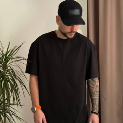 Чоловіча Базова Бавовняна Чорна Футболка - Однотонна Оверсайз з Круглим Вирізом